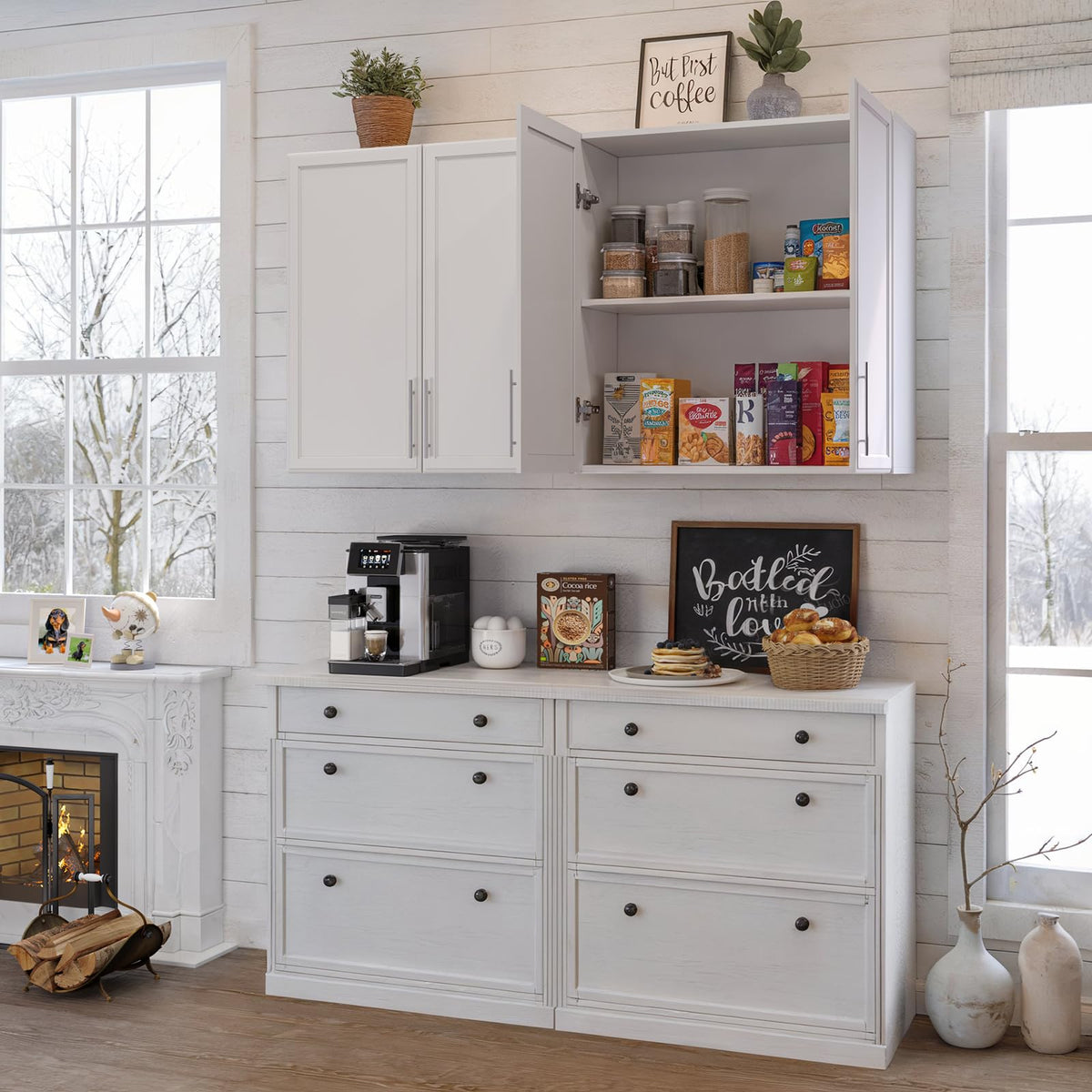 White Wall Cabinet with Adjustable Shelf Q4532